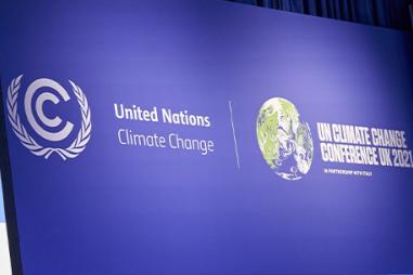 photograph of banner at COP26
