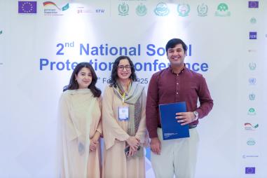 Photo of, from left to right: Zujaja Baig (Assistant Consultant, Poverty and Social Protection at OPM Pakistan), Maheen Zahra (Senior Consultant, Poverty and Social Protection at OPM Pakistan), Faaiz Gilani (Assistant Consultant, Climate Policy and Finance at OPM Pakistan).