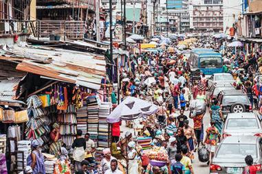 busy market scene in Africa